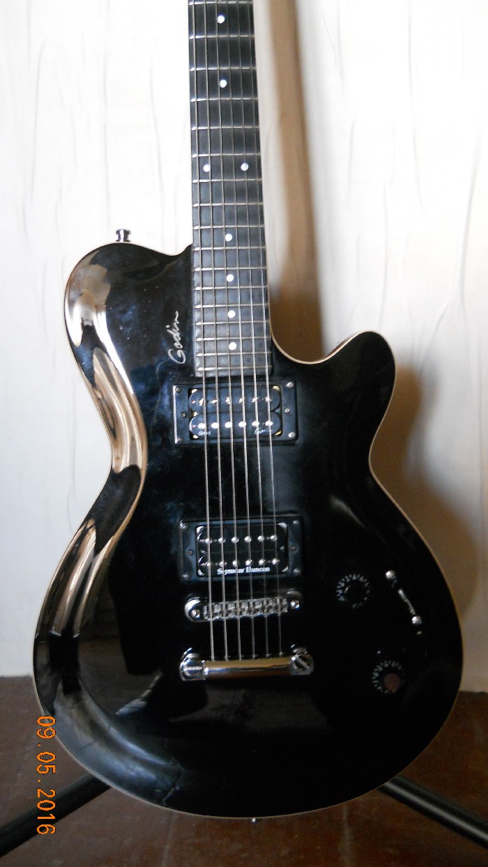 Almacén alumno rango Guitarra eléctrica solid body Godin IconII fat black en venta